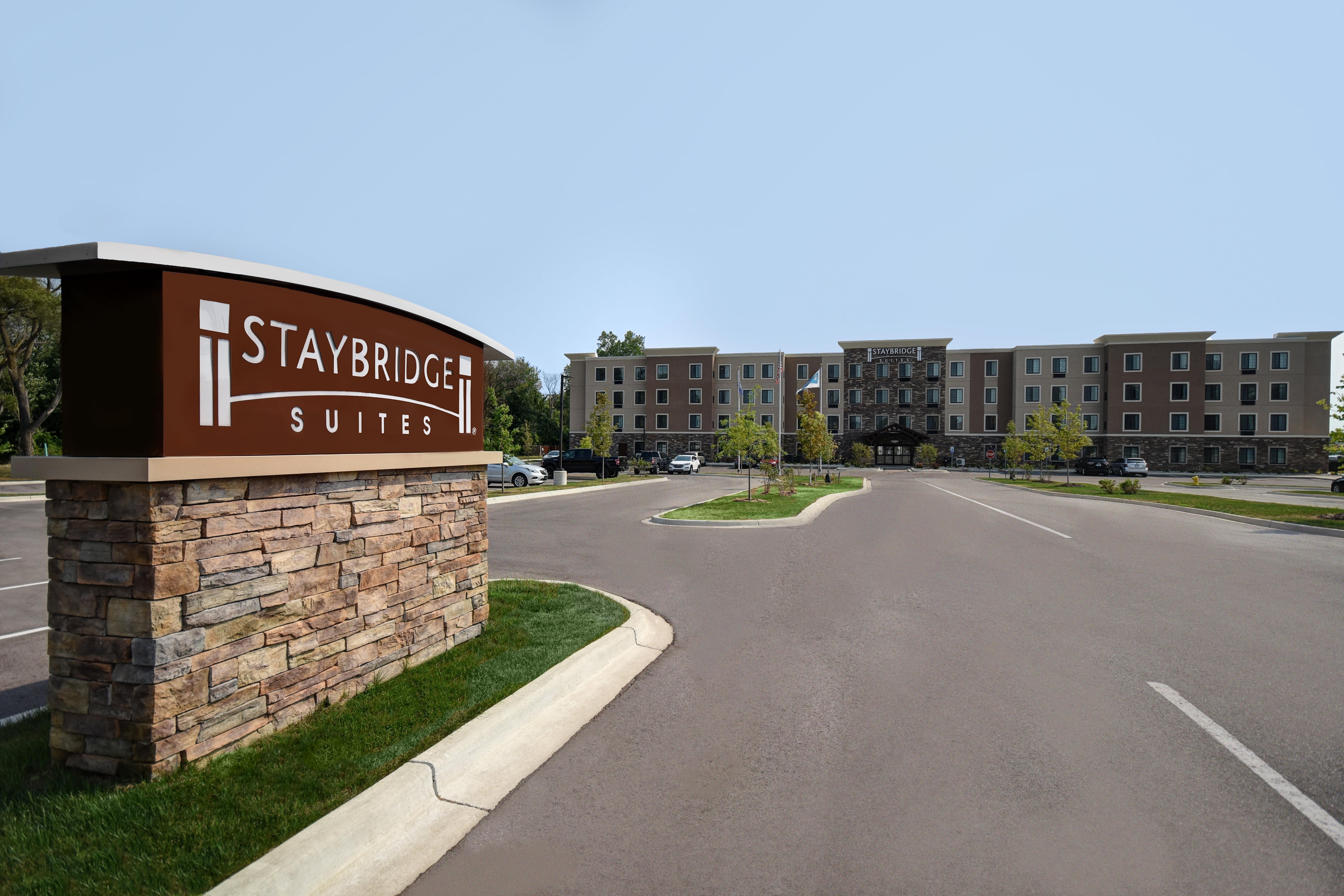 Staybridge Suites - Holland By Ihg Екстериор снимка