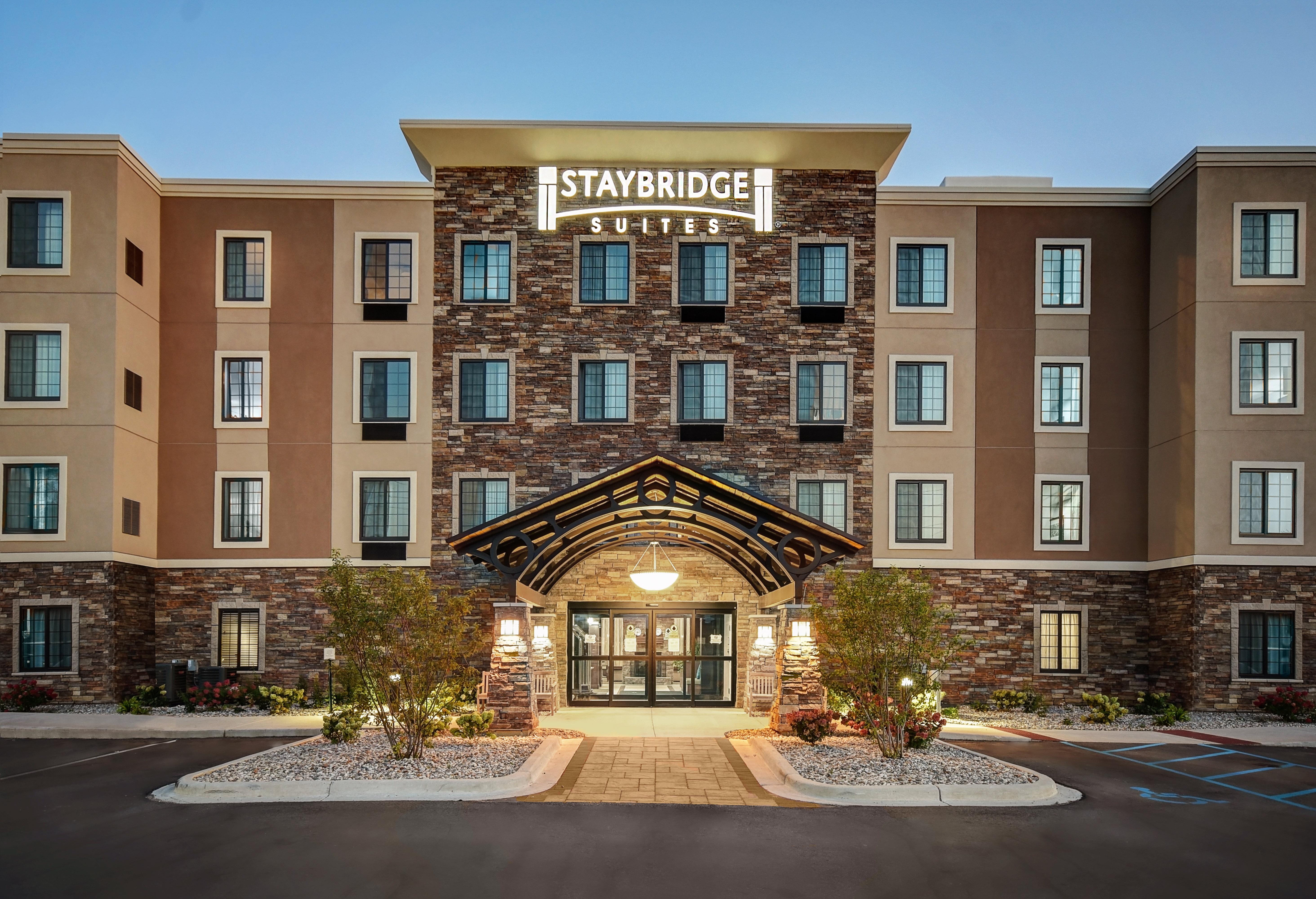 Staybridge Suites - Holland By Ihg Екстериор снимка