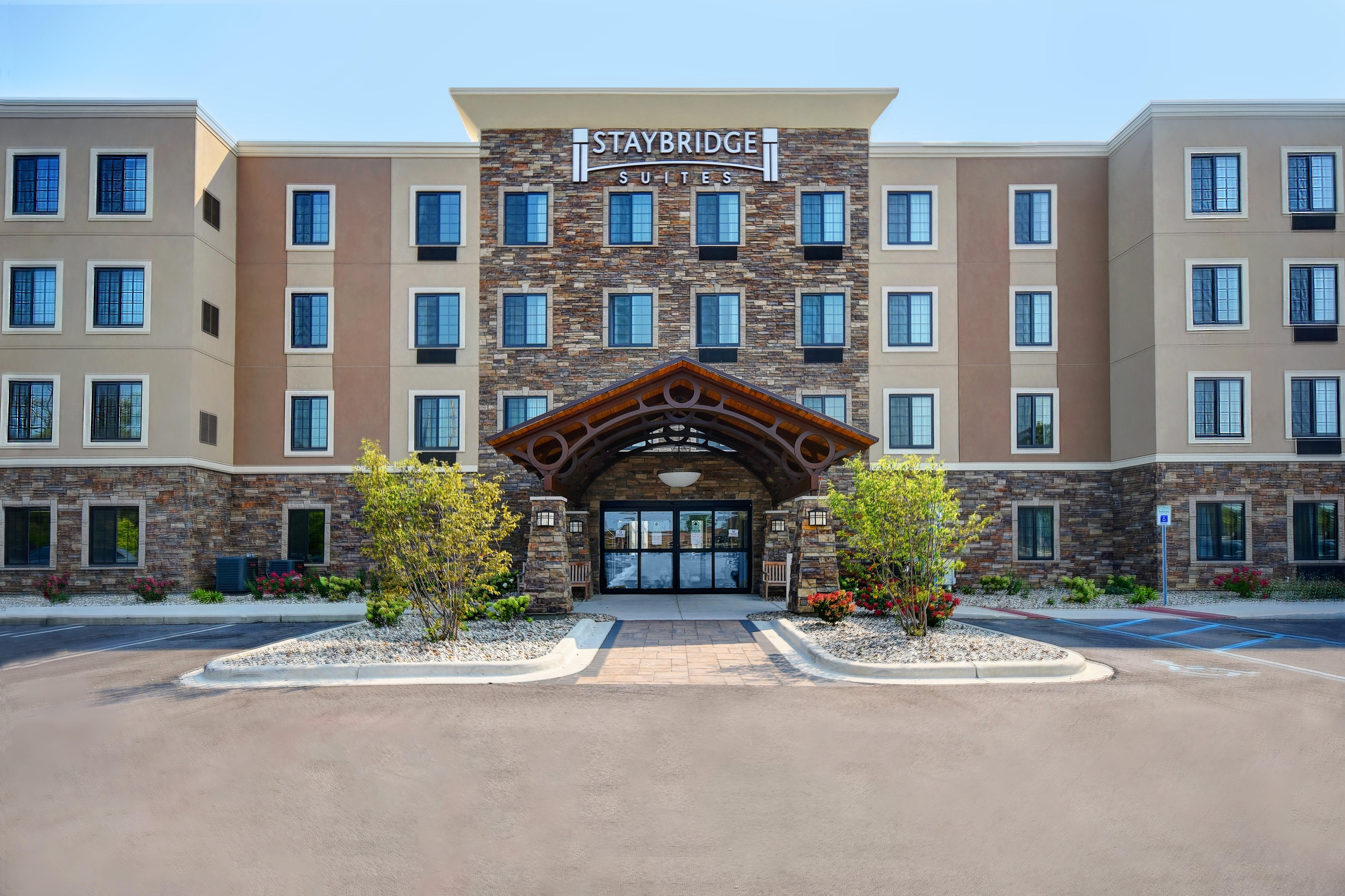 Staybridge Suites - Holland By Ihg Екстериор снимка